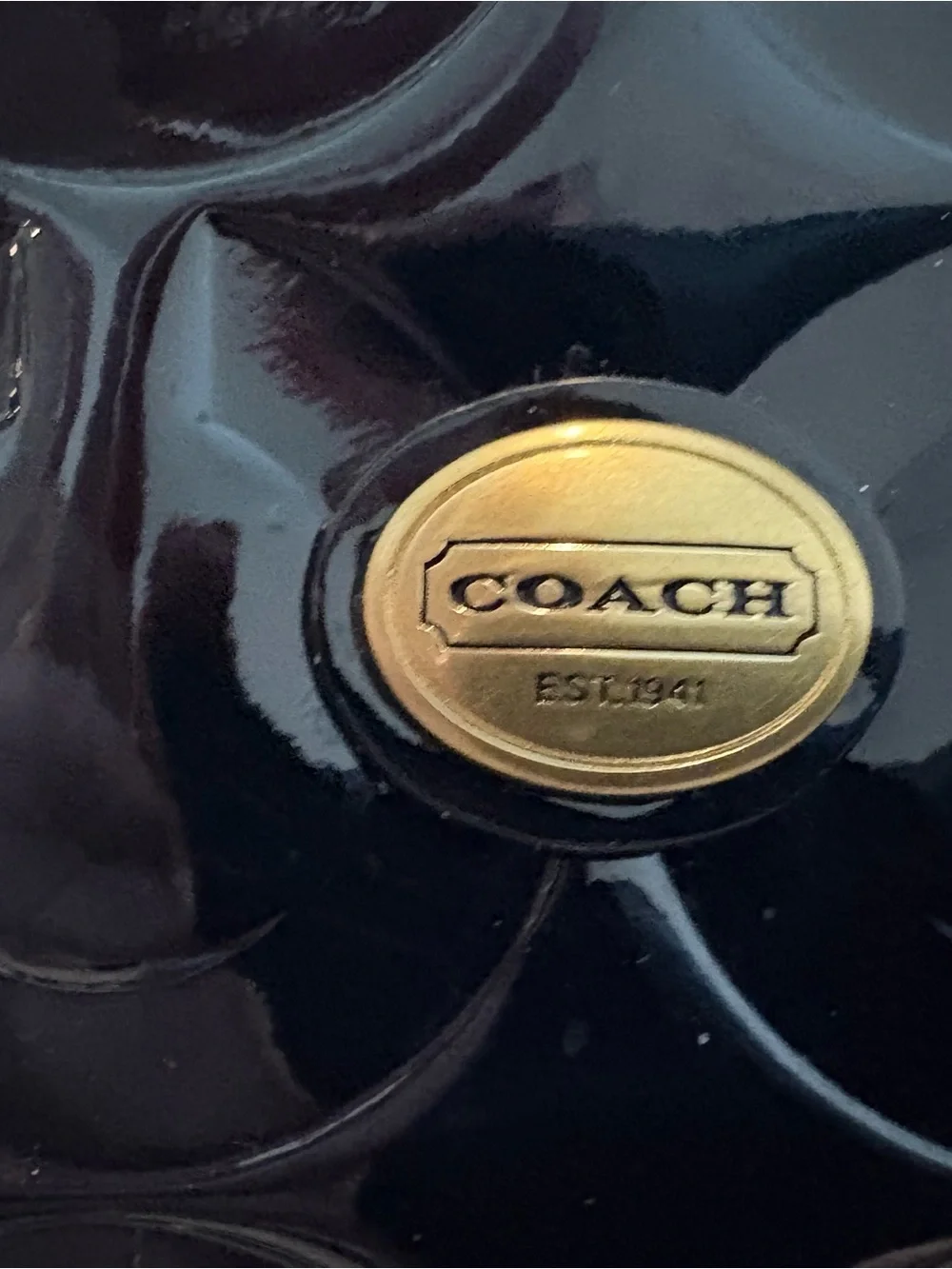 Coach Peyton Op Art Black Patent Leather Dome Satchel with matching Wristlet